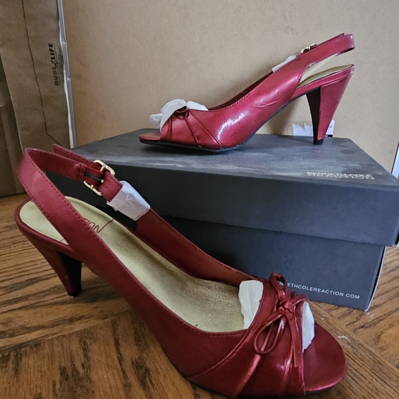 Red Peep-toe sling back heels Kenneth Cole Size 9. New with Box. Never worn. - Picture 3 of 4